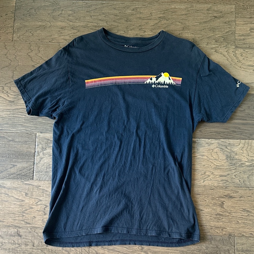 Columbia Men's Navy Mountain Graphic Tee